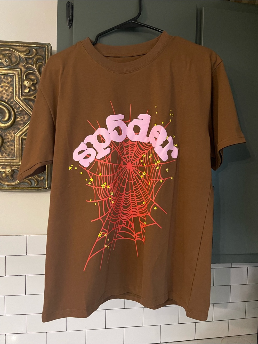 Men’s Graphic Design Tee Size S.